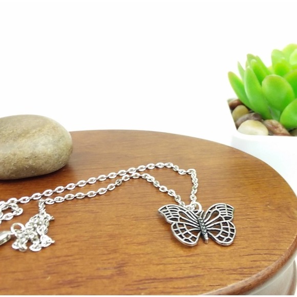 Blossom Boutique Jewelry - Silver Butterfly Charm Women’s Necklace
